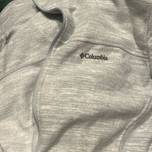 Women’s Columbia fleece jacket XL
